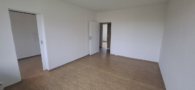 Wohnzimmer - 2 Raum Wohnung mit Loggia