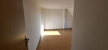 Familienfreundliche 4-Raum-Wohnung in ruhiger Stadtrandlage - Kinderzimmer (12244)